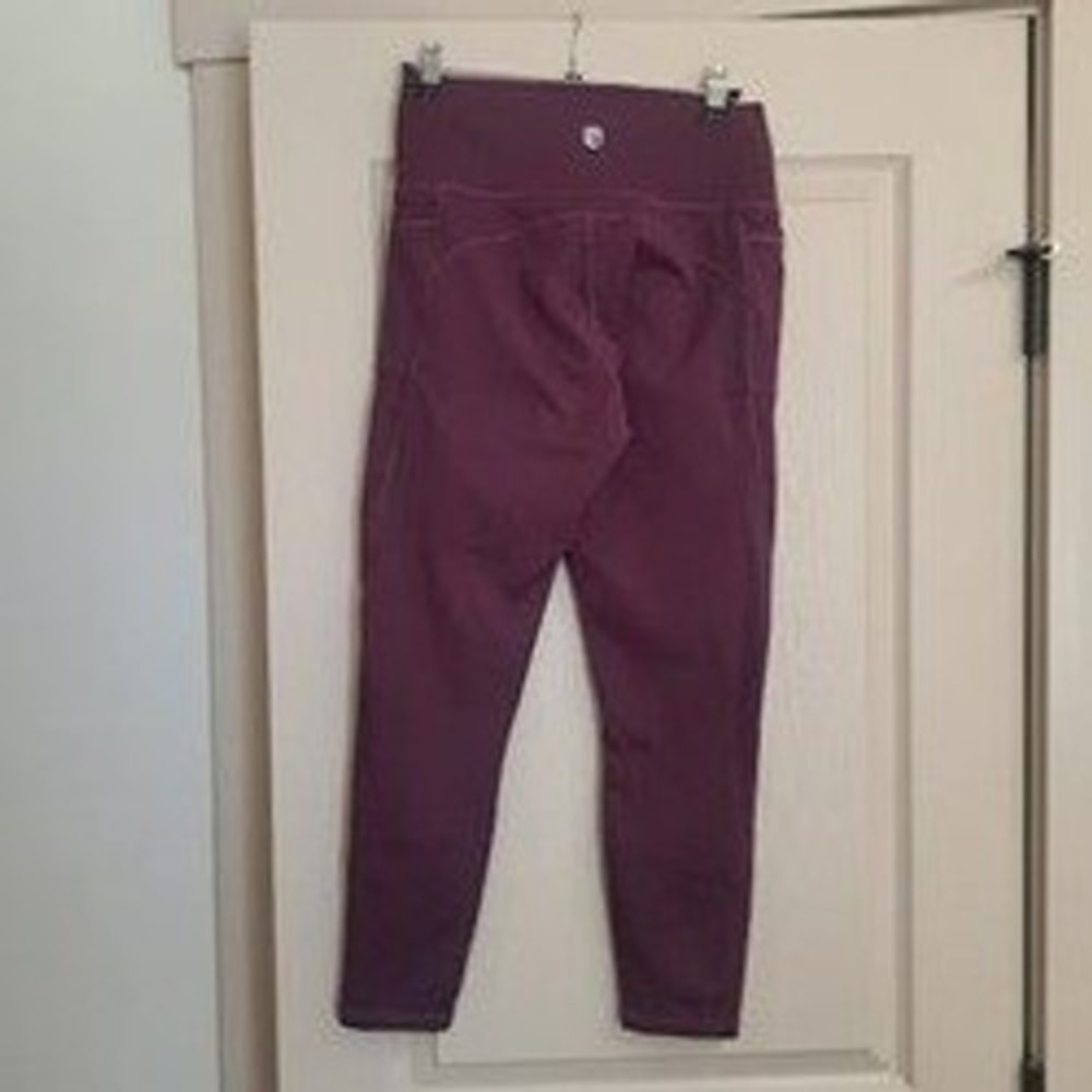 Born Primitive Women Purple High Waisted Athletic Workout Leggings Pockets L